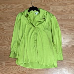 Green Cuffed Sleeve Blouse with Notched Collar
